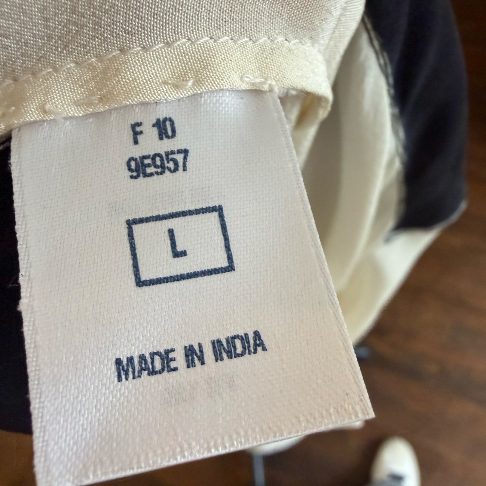 Oscar de la Renta - Picture 5 of 5